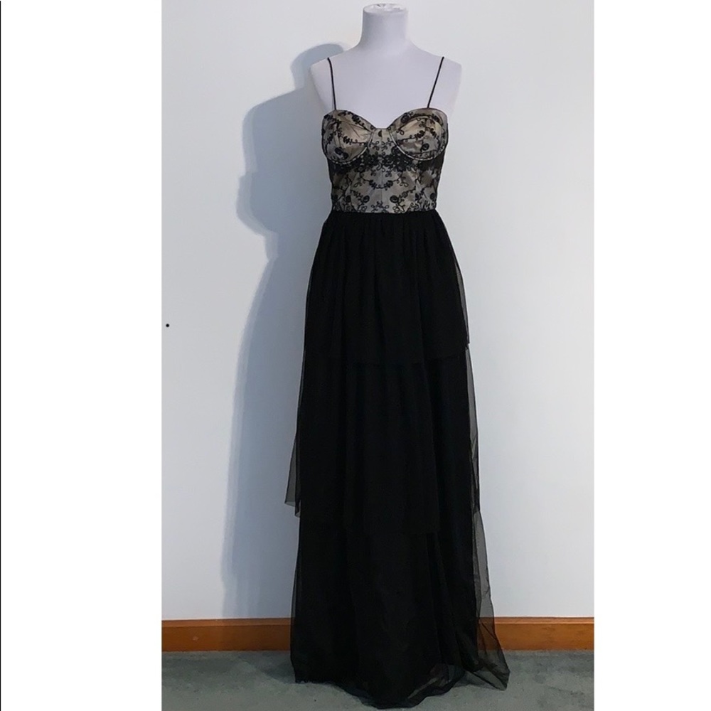 Badgley Mischka Modele Evening Gown size 2